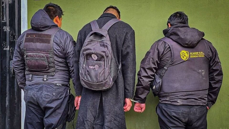 Tres sujetos aprehendidos en Villa Dolores