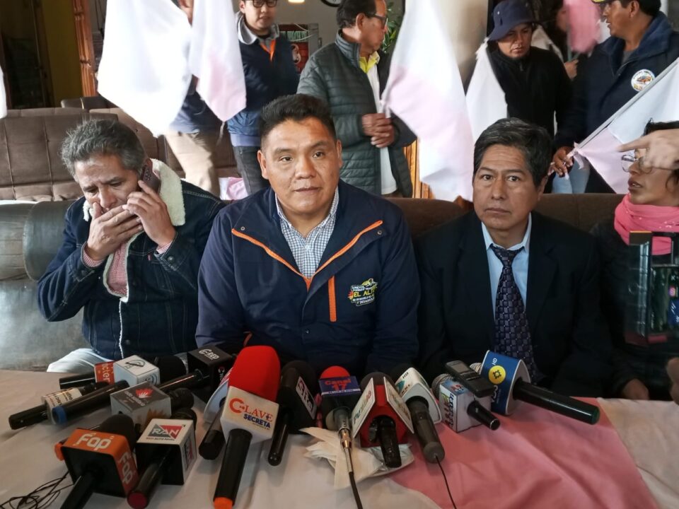 Pablo Callisaya exesposo de Eva Copa