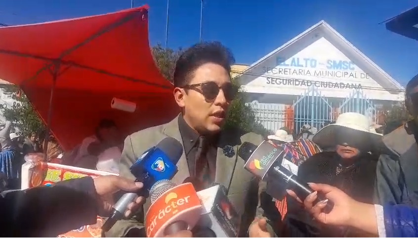Frank Campero abogado de Eva Copa