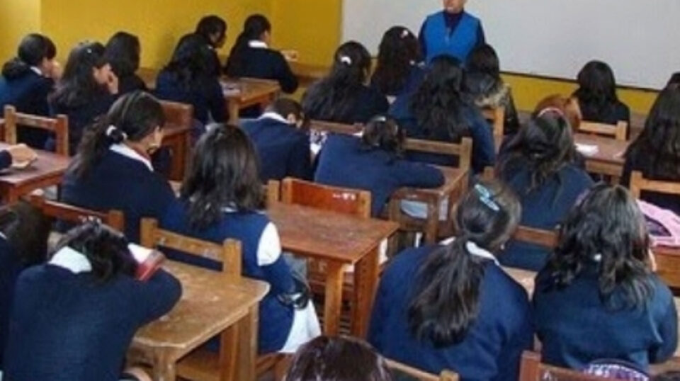 alumnas escolares
