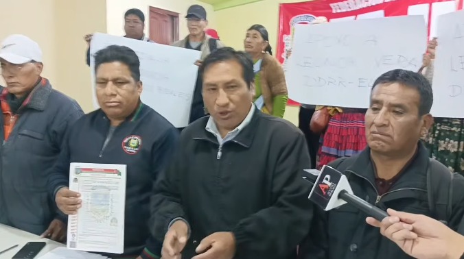 Fejuve 6 de Marzo encabezado por Juan Mamani